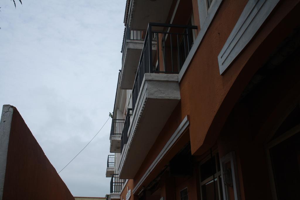 Tom'S Hotel Μπανγκαλόρ Εξωτερικό φωτογραφία