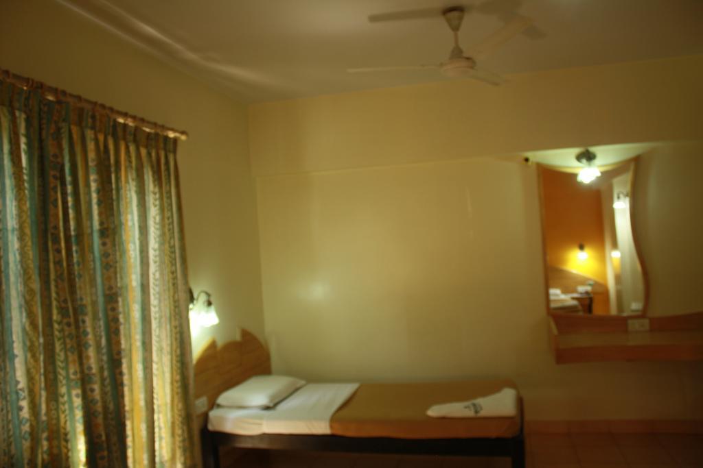 Tom'S Hotel Μπανγκαλόρ Εξωτερικό φωτογραφία