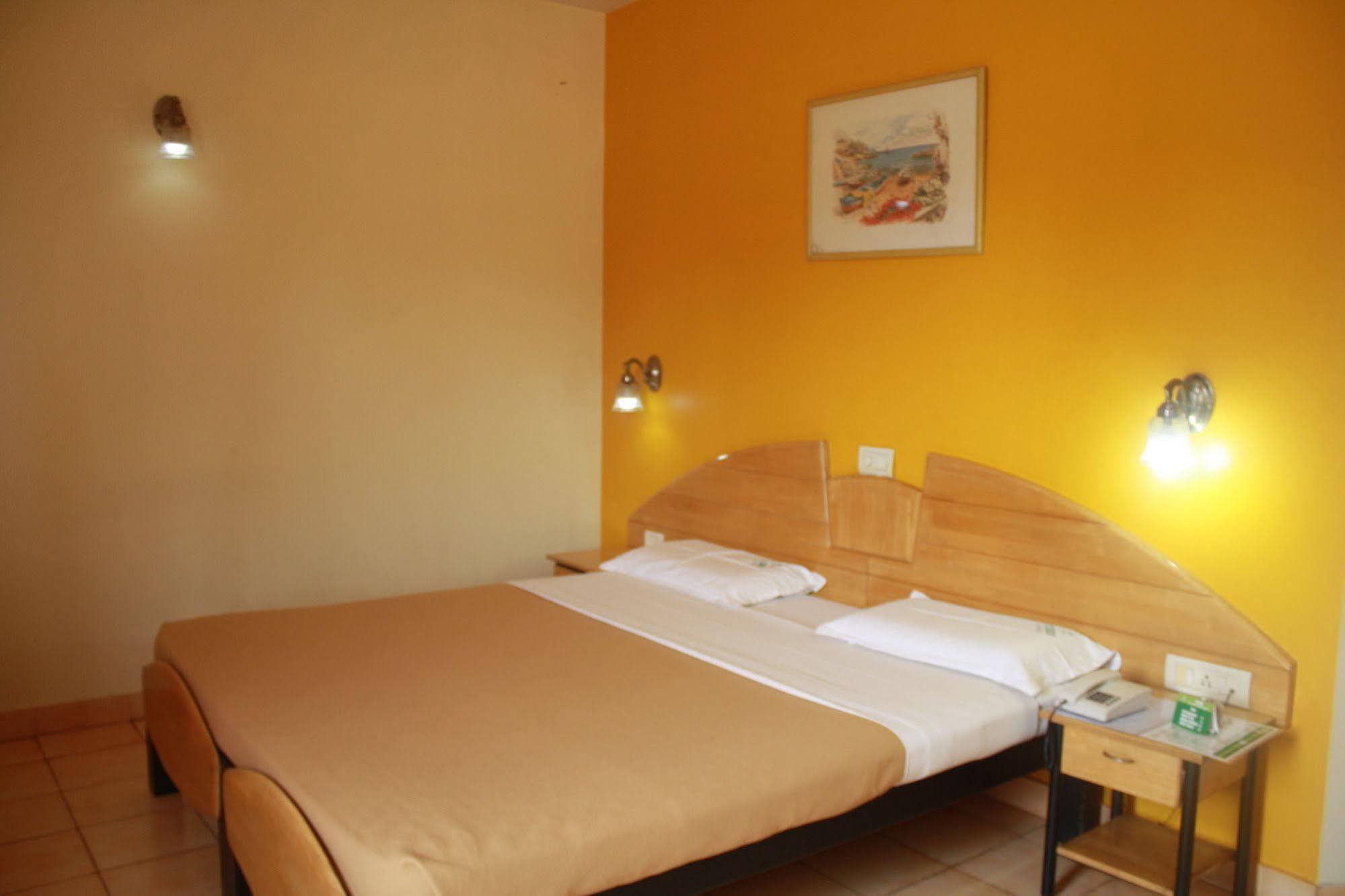 Tom'S Hotel Μπανγκαλόρ Εξωτερικό φωτογραφία