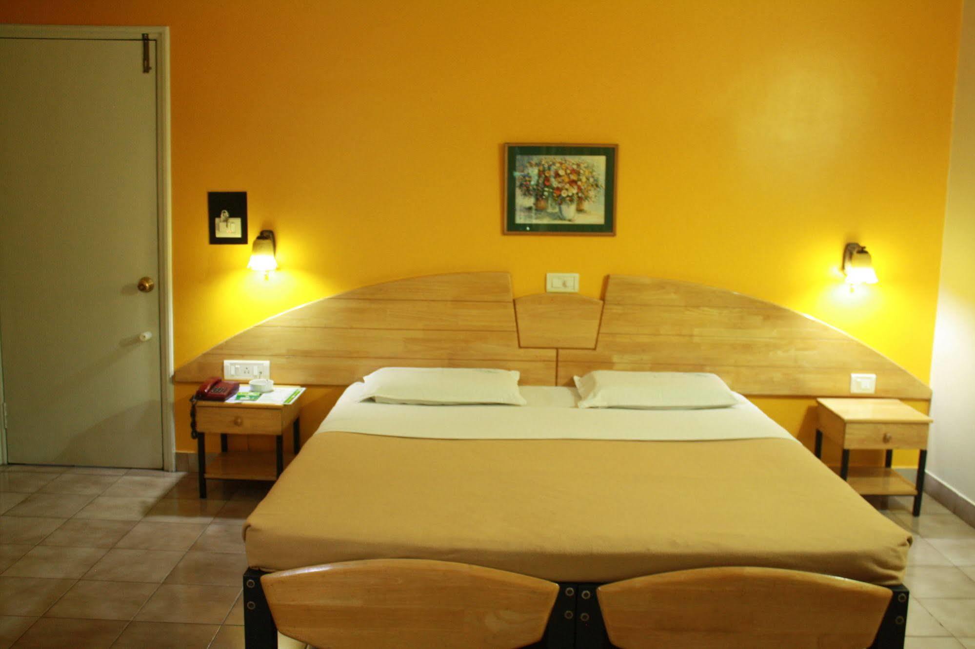 Tom'S Hotel Μπανγκαλόρ Εξωτερικό φωτογραφία