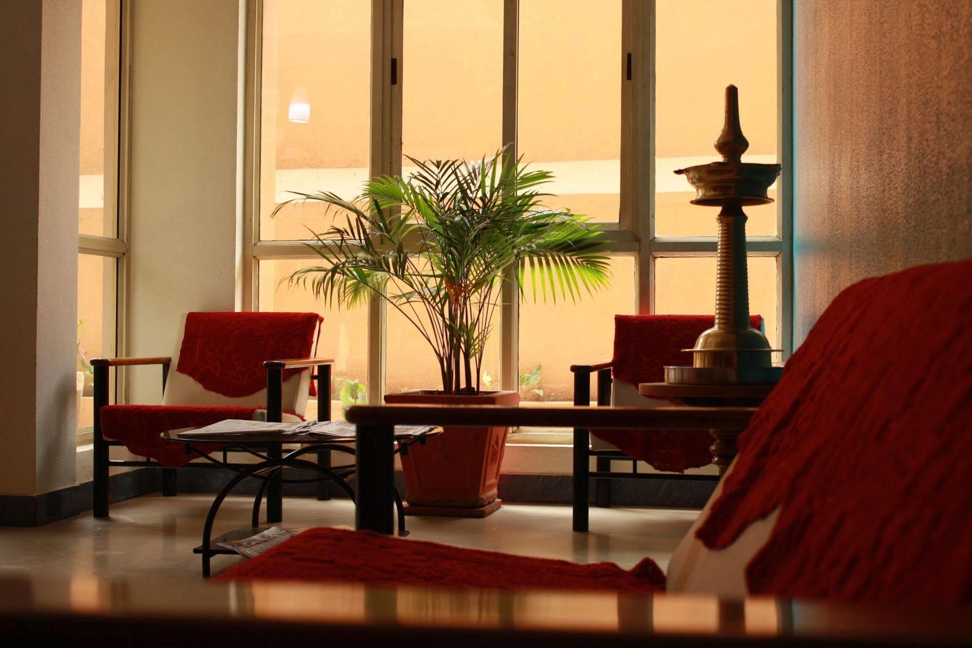 Tom'S Hotel Μπανγκαλόρ Εξωτερικό φωτογραφία